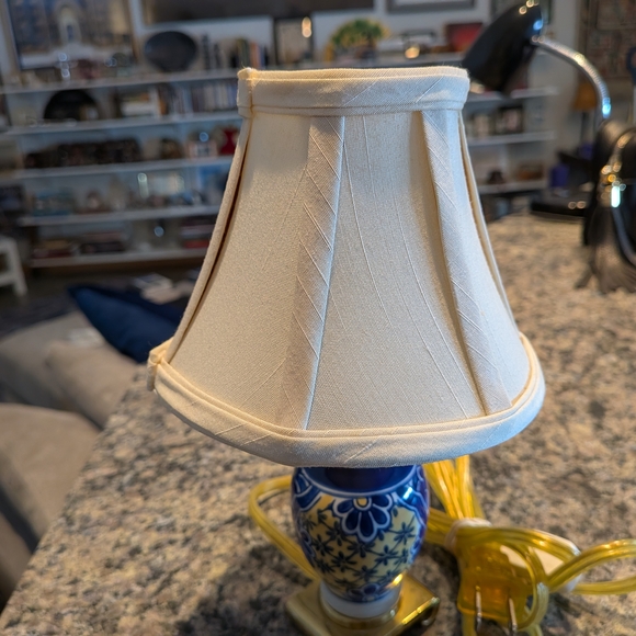Tiny Accent Lamp Blue Yellow Gold - Picture 4 of 5